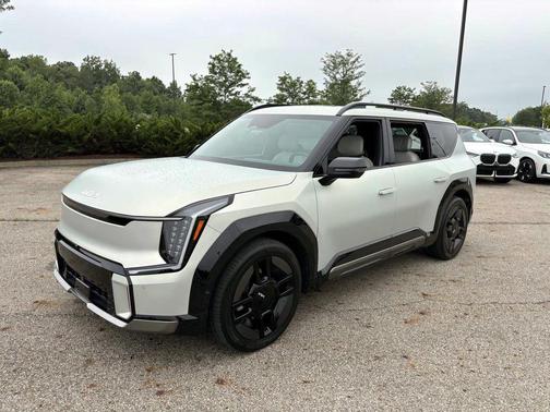 2024 Kia EV9 GT-Line
