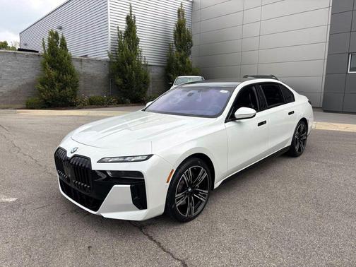 2023 BMW 760 i xDrive