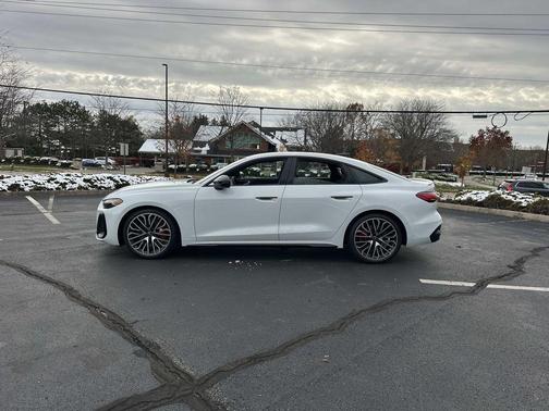 2025 Audi S5 3.0T Premium Plus