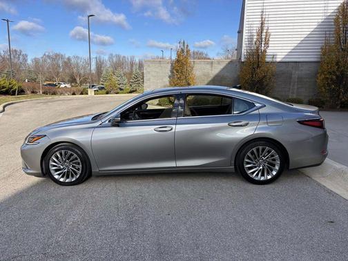 2019 Lexus ES 350 Luxury