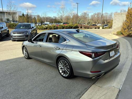 2019 Lexus ES 350 Luxury