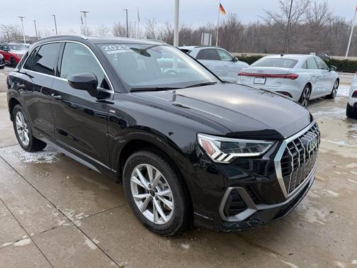 2025 Audi Q3 45 S line Premium Plus