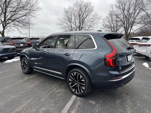 2026 Volvo XC90 B6 Ultra 6-Seater