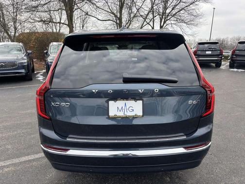 2026 Volvo XC90 B6 Ultra 6-Seater