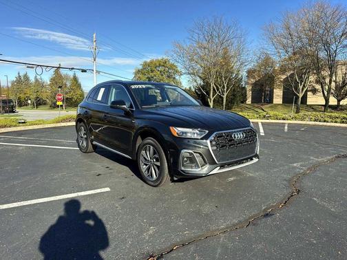 2023 Audi Q5 45 S line Premium Plus