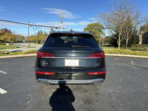 2023 Audi Q5 45 S line Premium Plus
