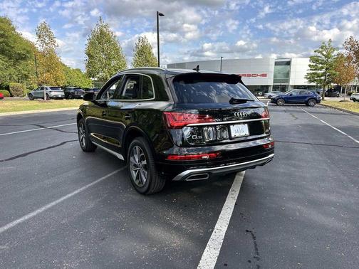 2023 Audi Q5 45 S line Premium Plus