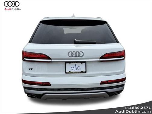 2025 Audi Q7 45 Premium