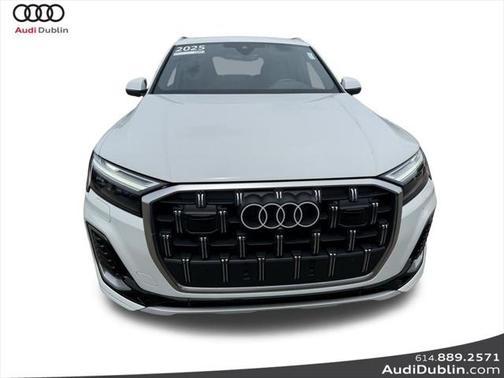 2025 Audi Q7 45 Premium