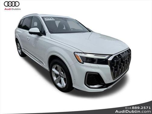 2025 Audi Q7 45 Premium