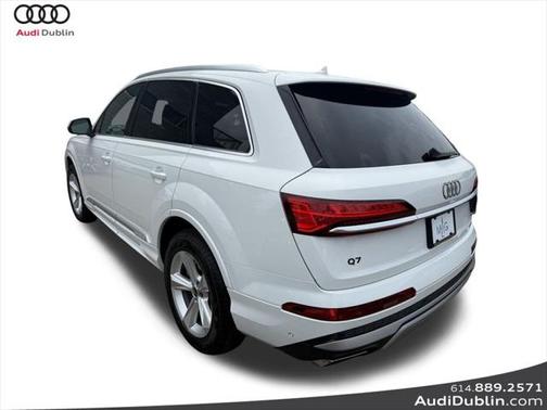 2025 Audi Q7 45 Premium