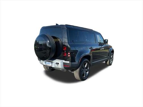 2025 Land Rover Defender 110 P400 S