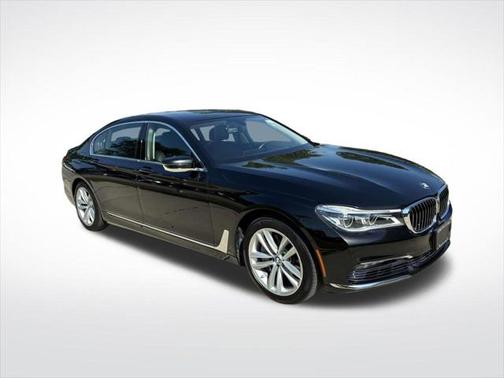 2016 BMW 750 i xDrive