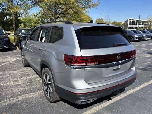2026 Volkswagen Atlas 2.0T SE w/Technology 4MOTION