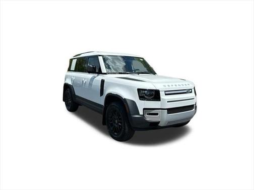 2025 Land Rover Defender 110 P300