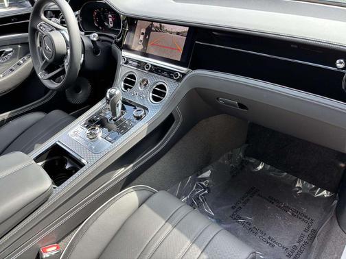 2025 Bentley Continental GT V8