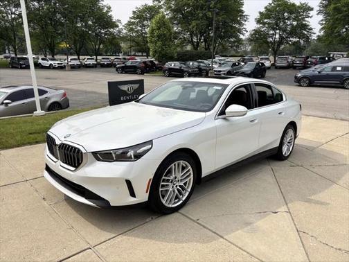 2025 BMW 530 i xDrive