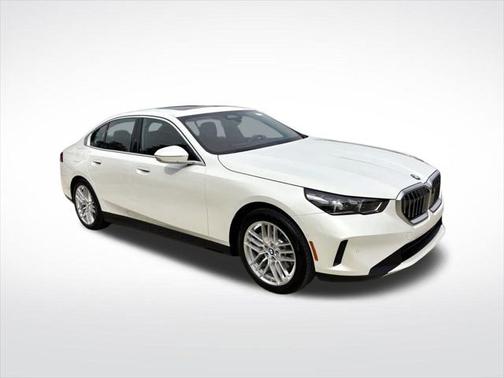 2025 BMW 530 i xDrive