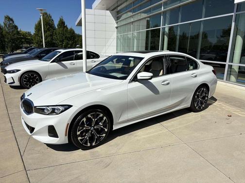 2025 BMW 330 i xDrive