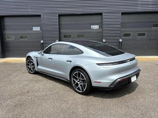 2025 Porsche Taycan