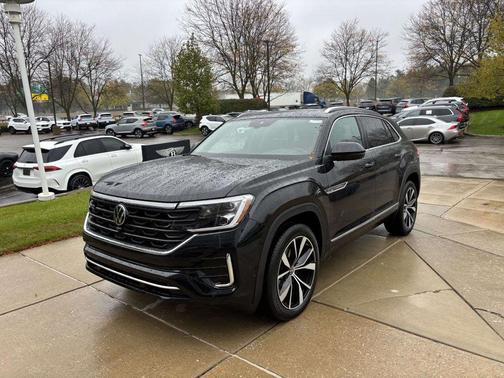 2026 Volkswagen Atlas Cross Sport 2.0T SEL Premium