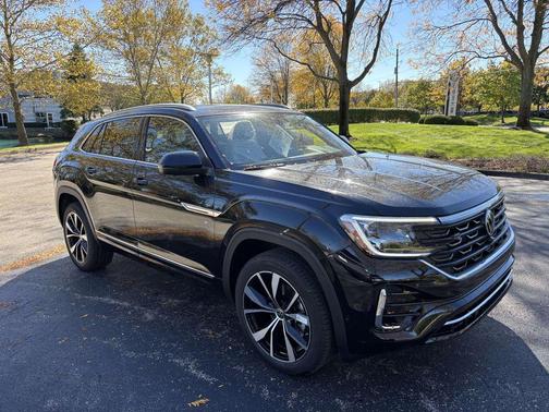 2026 Volkswagen Atlas Cross Sport 2.0T SEL Premium