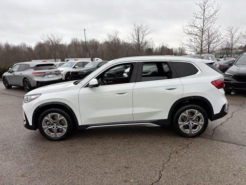 2025 BMW X1 xDrive28i