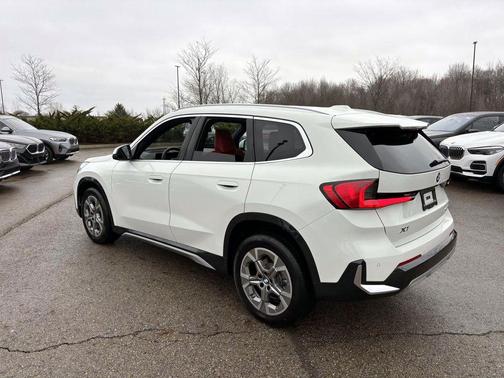 2025 BMW X1 xDrive28i