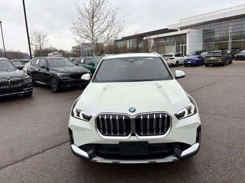 2025 BMW X1 xDrive28i