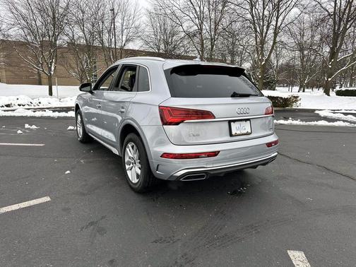 2023 Audi Q5 45 S line Premium