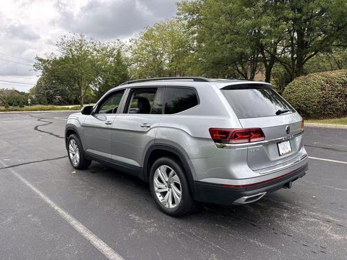 2022 Volkswagen Atlas 3.6L SE w/Technology