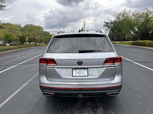 2022 Volkswagen Atlas 3.6L SE w/Technology