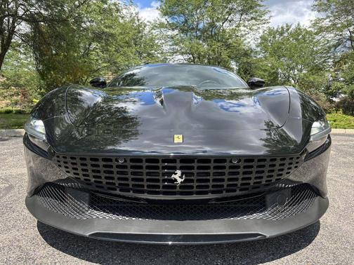 2022 Ferrari Roma Base