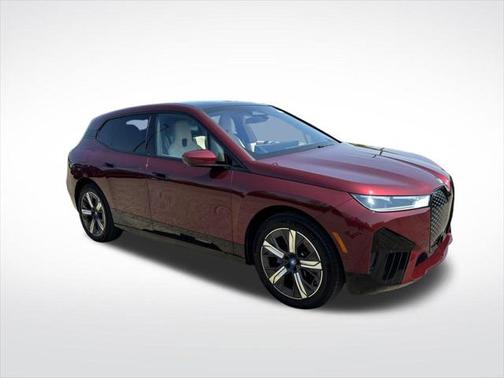 2025 BMW iX xDrive50