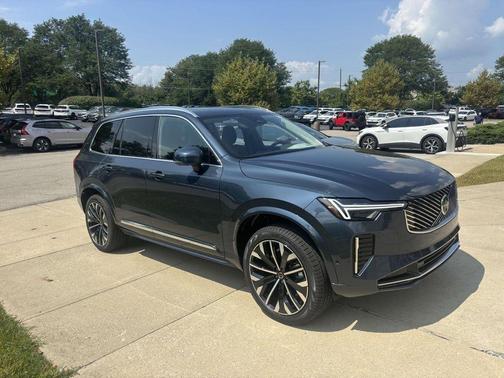 2026 Volvo XC90 B5 Plus 7-Seater