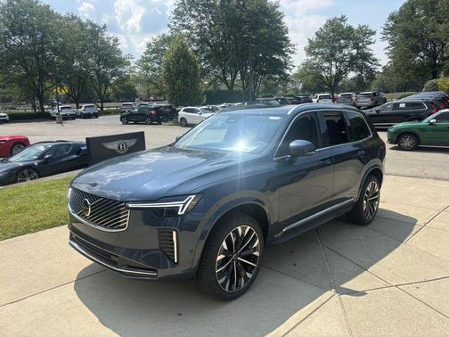 2026 Volvo XC90 B5 Plus 7-Seater