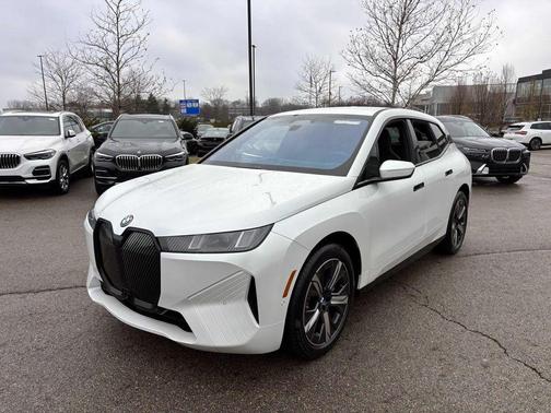 2026 BMW iX xDrive45