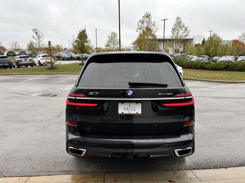 2023 BMW X7 xDrive40i