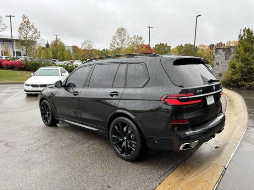 2023 BMW X7 xDrive40i