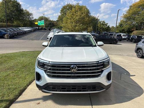 2026 Volkswagen Atlas 2.0T SE w/Technology 4MOTION