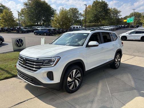2026 Volkswagen Atlas 2.0T SE w/Technology 4MOTION