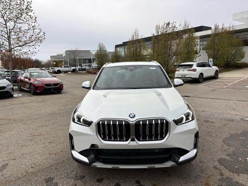 2025 BMW X1 xDrive28i