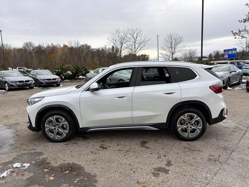 2025 BMW X1 xDrive28i