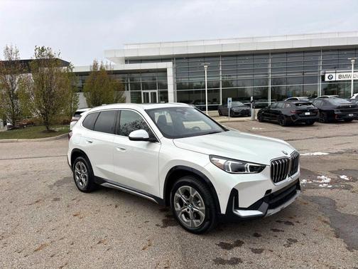 2025 BMW X1 xDrive28i