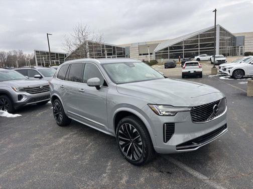 2026 Volvo XC90 B6 Ultra 7-Seater