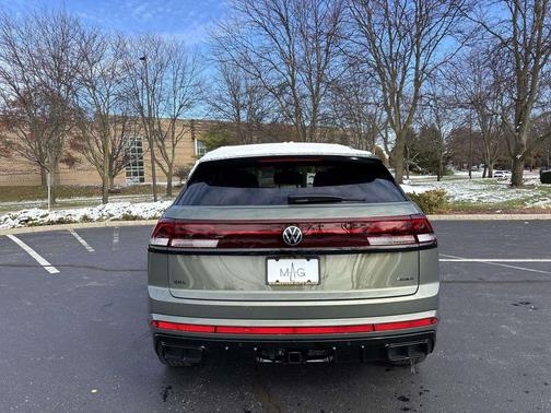 2026 Volkswagen Atlas Cross Sport 2.0T SEL