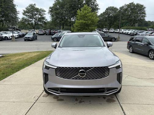 2026 Volvo XC90 B5 Plus 7-Seater