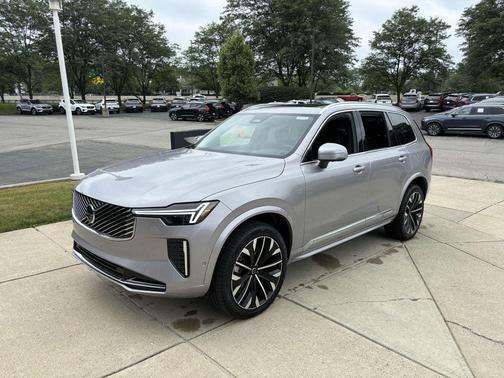 2026 Volvo XC90 B5 Plus 7-Seater