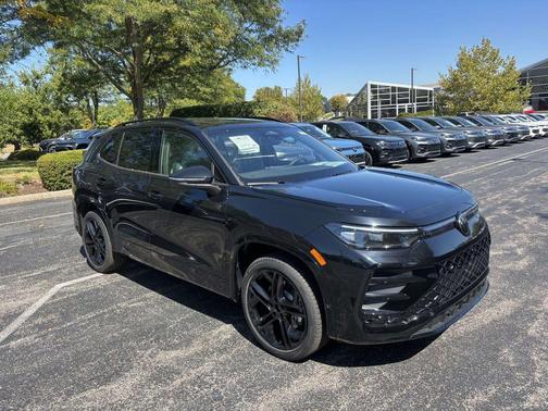 2025 Volkswagen Tiguan 2.0T SE R-Line Black 4MOTION