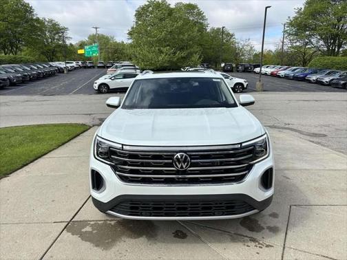 2025 Volkswagen Atlas 2.0T SEL